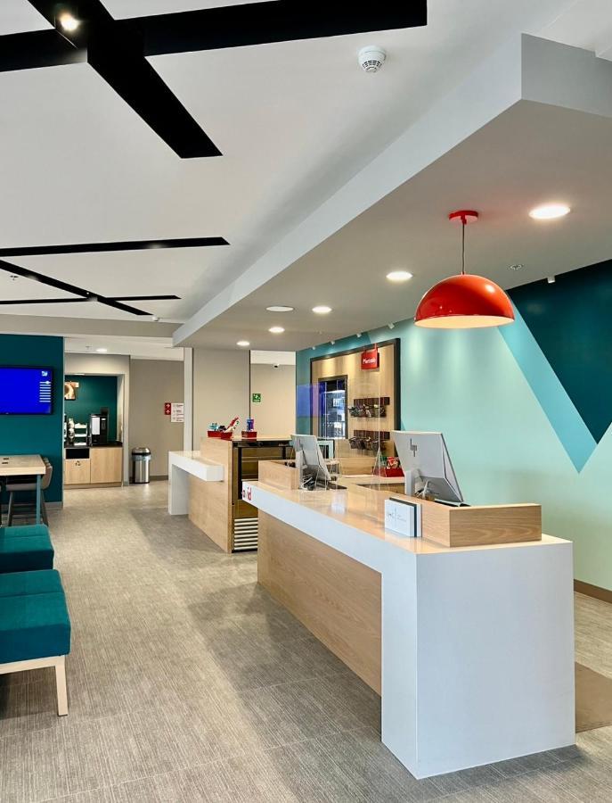 Avid Hotels - Guadalajara Av Vallarta Pte By Ihg Zapopan Esterno foto